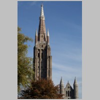 Brugge, Onze-Lieve-Vrouwekerk, photo PMRMaeyaert, Wikipedia.jpg